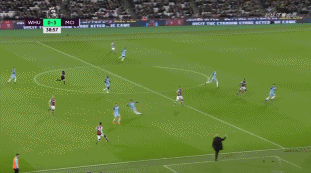 2-2！B费复出助攻 谢什科破3个月球荒+双响难救主 曼联爆冷3连平